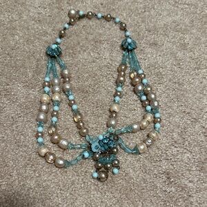 Elegant vintage Beaded Necklace in Blue and Gold